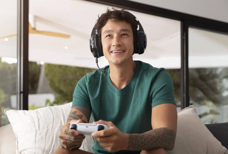玩H Game的男人