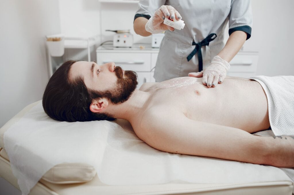 handsome-man-beauty-salon 入珠手術風險