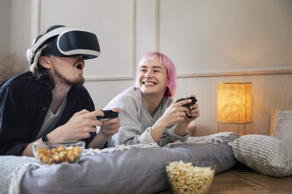 young-couple-playing-vr-game 情侶玩H Game
